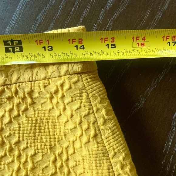 Banana Republic women’s skirt butter yellow lined pencil skirt size 4 office - Picture 6 of 9